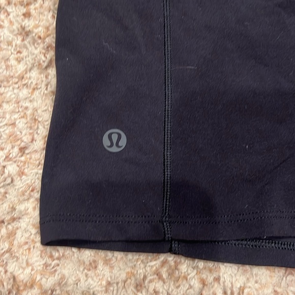 Black Racerback Lululemon Tank Top Size 8 - Picture 3 of 4